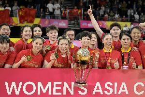 女篮大量起用新人已是定局 球迷也应接受部分功勋球员淡出的现实
