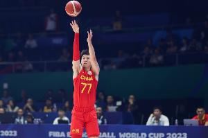 中国男篮1分惜败澳大利亚！张镇麟：会越来越好的