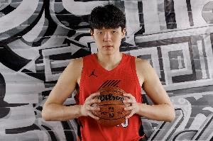 NBA新秀培训教啥？方方面面！如何训练睡觉饮食 如何面对钱&女人